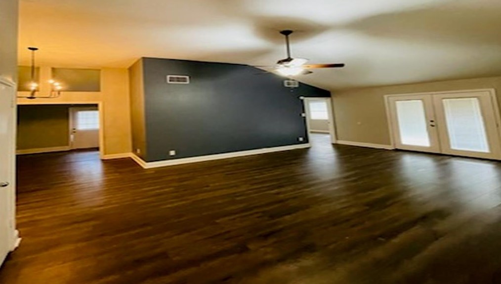 2807 Whispering Ct, Sugar Land TX  77498-4611 exterior