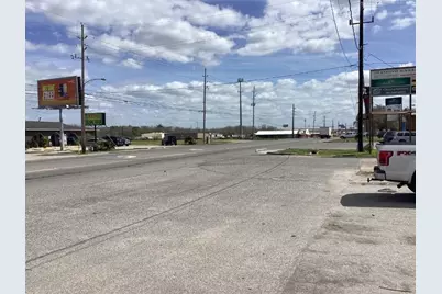 1010 E 1st Street, Humble, TX 77338 - Photo 23