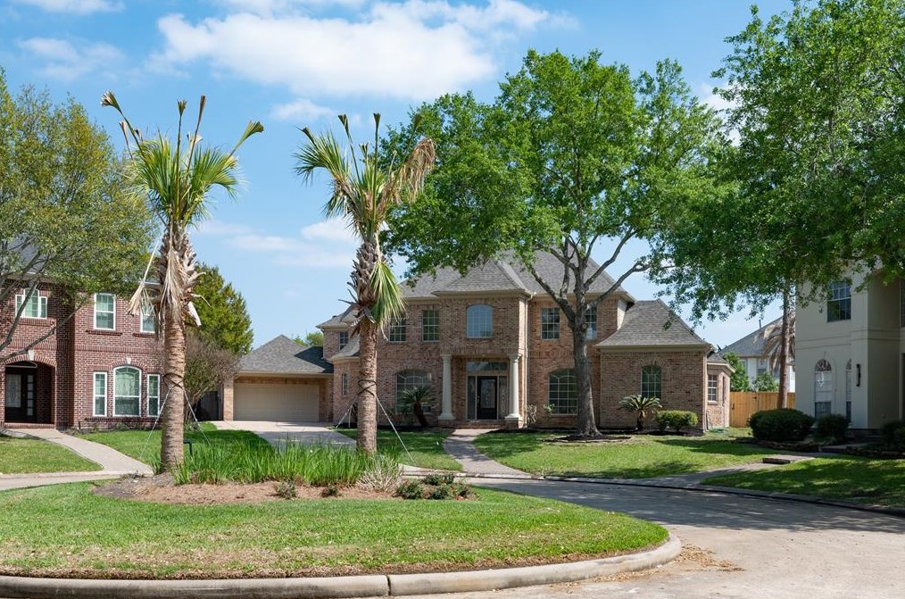 1711 Cottage Landing Ln, Houston TX  77077-1924 exterior