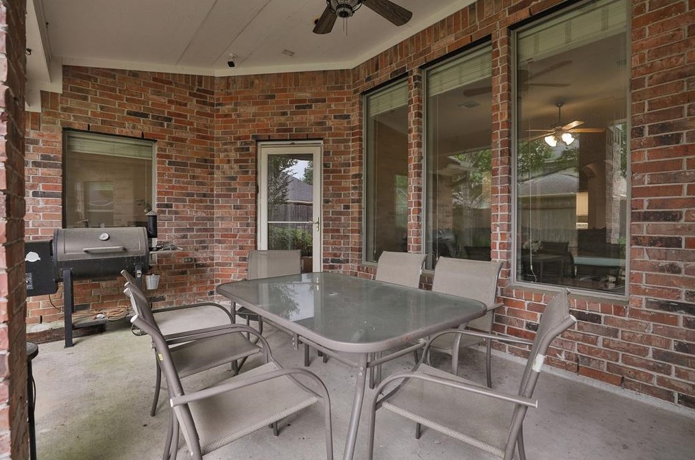 12623 Cooper Breaks Dr, Humble TX 77346-4112 exterior