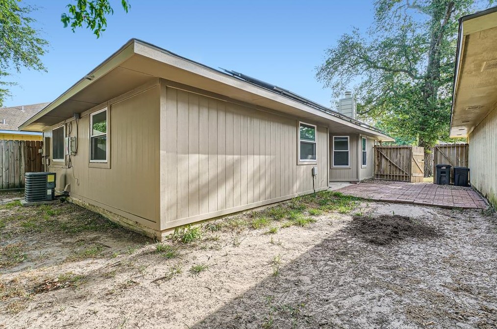 23507 Tree House Ln, Spring TX 77373-8801 exterior