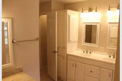 4906 Havenwoods Drive, Houston, TX 77066 - Photo 11