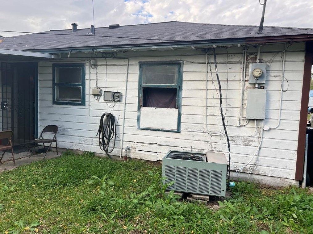 5710 Doolittle Blvd, Houston TX  77033-3431 exterior
