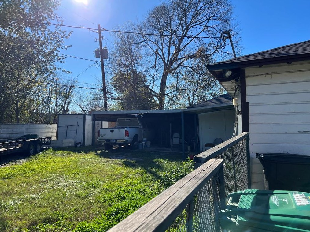 5710 Doolittle Blvd, Houston TX  77033-3431 exterior