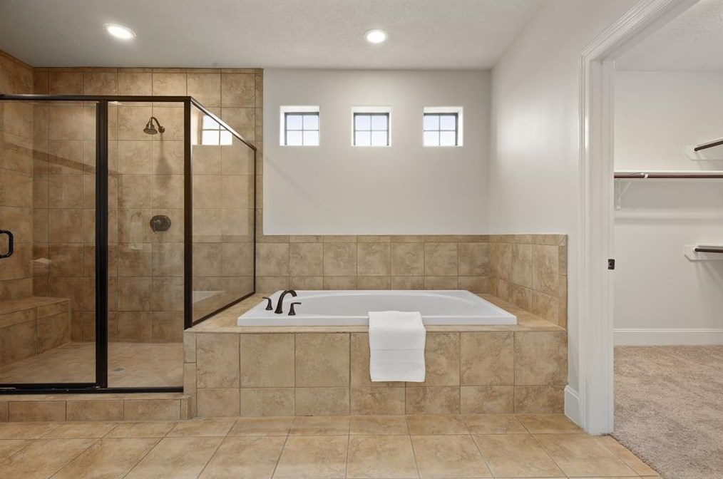 1123 Hempstead Villa Ln, Houston TX  77008-6048 exterior