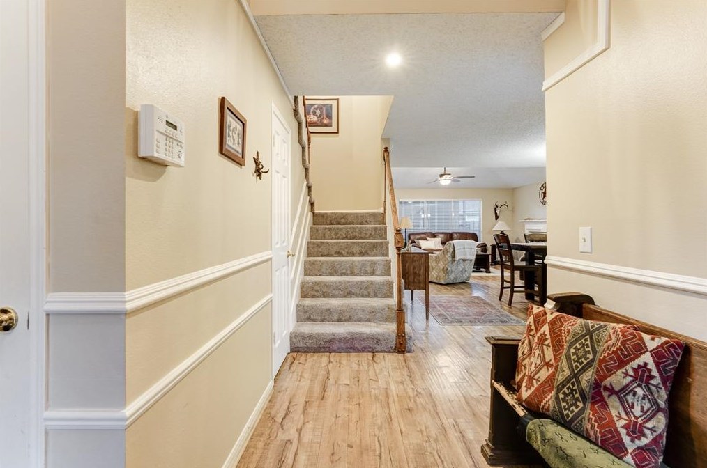 8930 Stoney Bend Dr, Spring TX  77379-6362 exterior