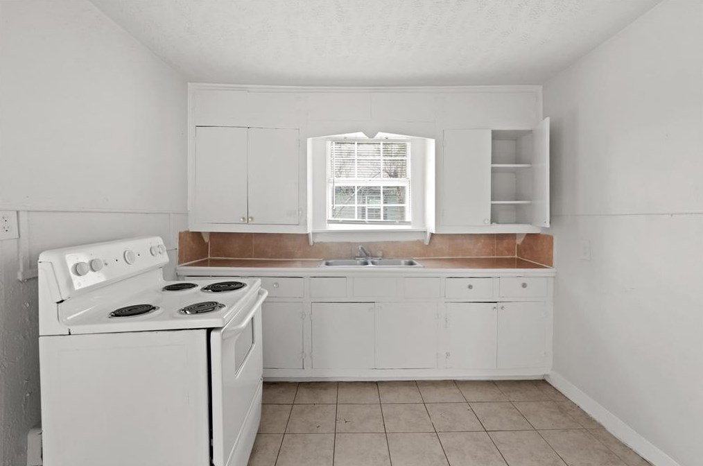 1001 Defender St, Houston TX  77029-4517 exterior