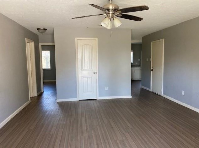 1018 Bacliff Dr, Bacliff TX  77518-2435 exterior