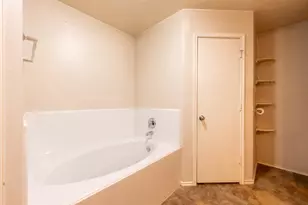 12718 Sai Baba Dr, Houston, TX 77038 - Photo 11