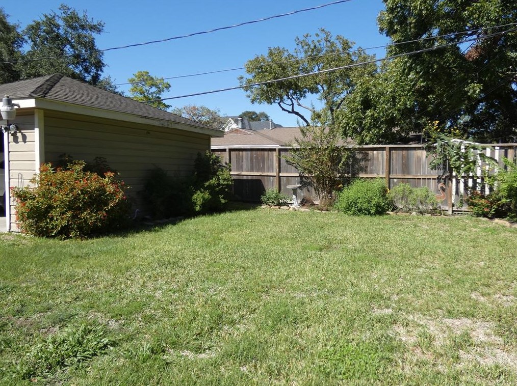 3118 Fairhope St, Houston TX  77025-2512 exterior