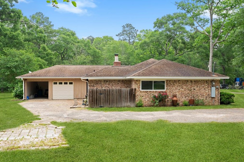 21271 Petty Dr, Conroe TX  77306-8811 exterior