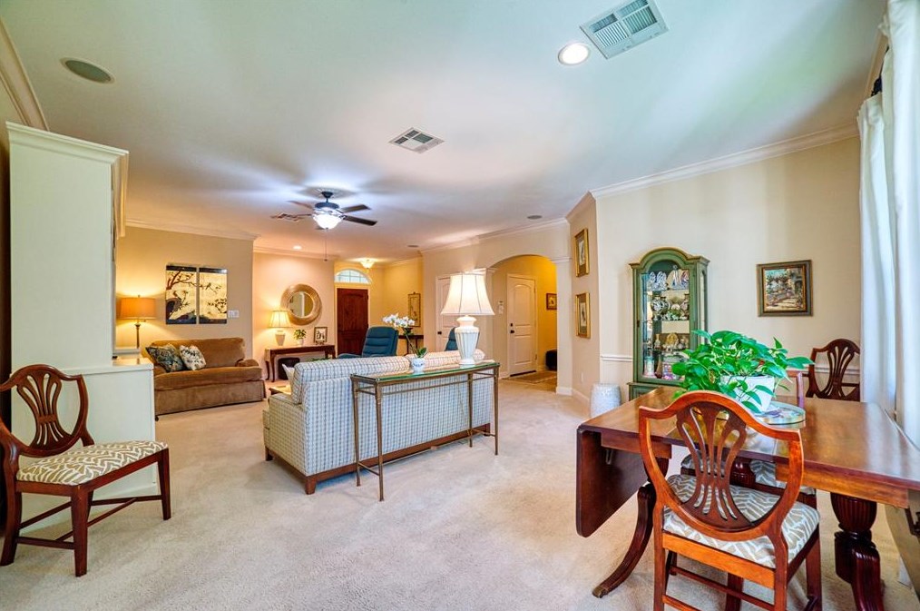 5821 Ariel St, Houston TX  77074-7101 exterior