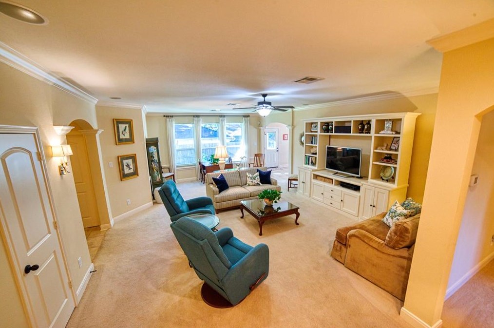 5821 Ariel St, Houston TX  77074-7101 exterior