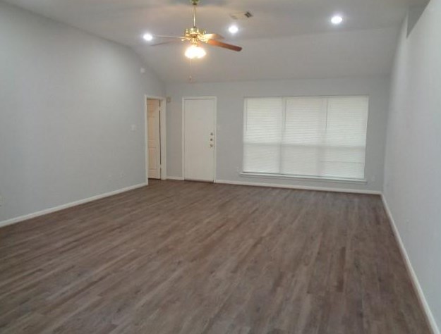 3014 Forestbrook Dr, Spring TX  77373-6685 exterior