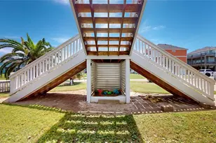 942 Kent, Port Bolivar, TX 77650 - Photo 15