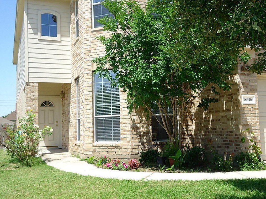 18646 Flagstone Creek Rd, Houston TX  77084-4278 exterior
