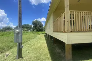 235 Pine Ridge Dr, Cleveland, TX 77327 - Photo 7