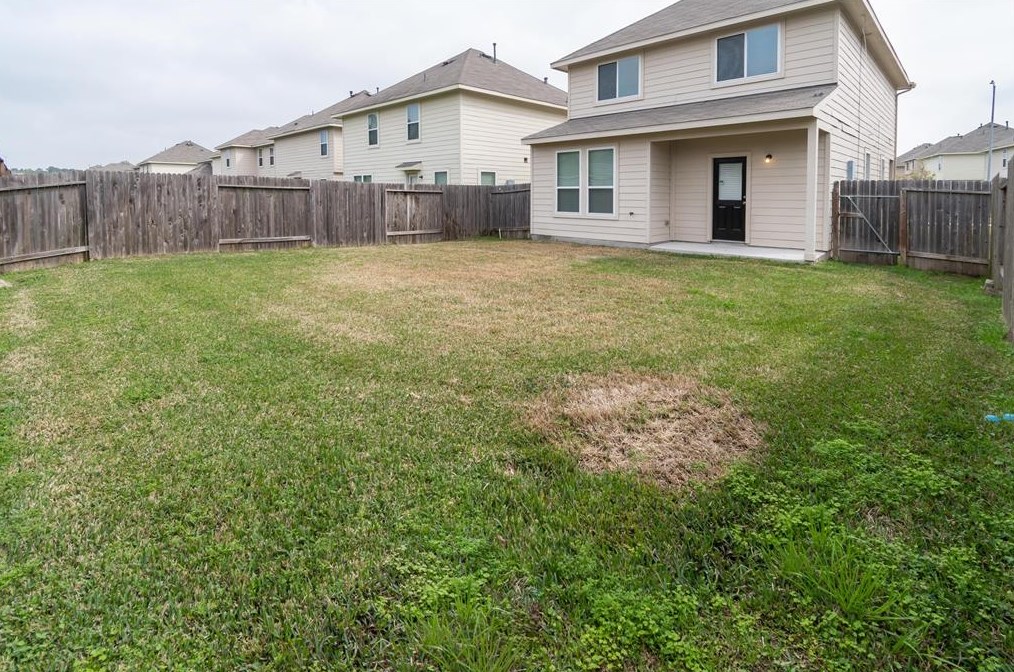 13319 Ella View Ln, Houston TX  77067-2118 exterior