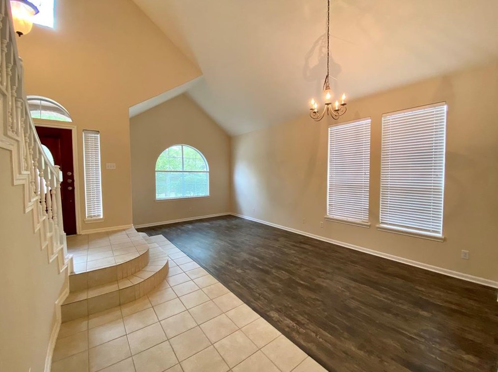 19 Julienne Trce, Spring TX  77381-4298 exterior