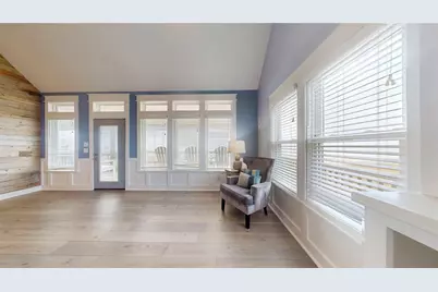 997 Austin Street, Gilchrist, TX 77617 - Photo 15