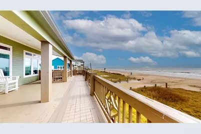 997 Austin Street, Gilchrist, TX 77617 - Photo 13