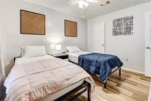 92 N Deerfoot Cir, The Woodlands, TX 77380 - Photo 29