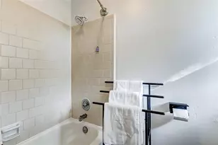 92 N Deerfoot Cir, The Woodlands, TX 77380 - Photo 21