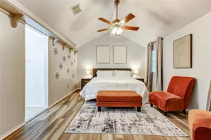 92 N Deerfoot Cir, The Woodlands, TX 77380 - Photo 15