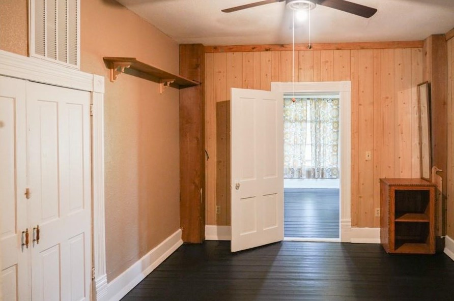 802 Wharton St, Jones Creek TX  77437-3555 exterior