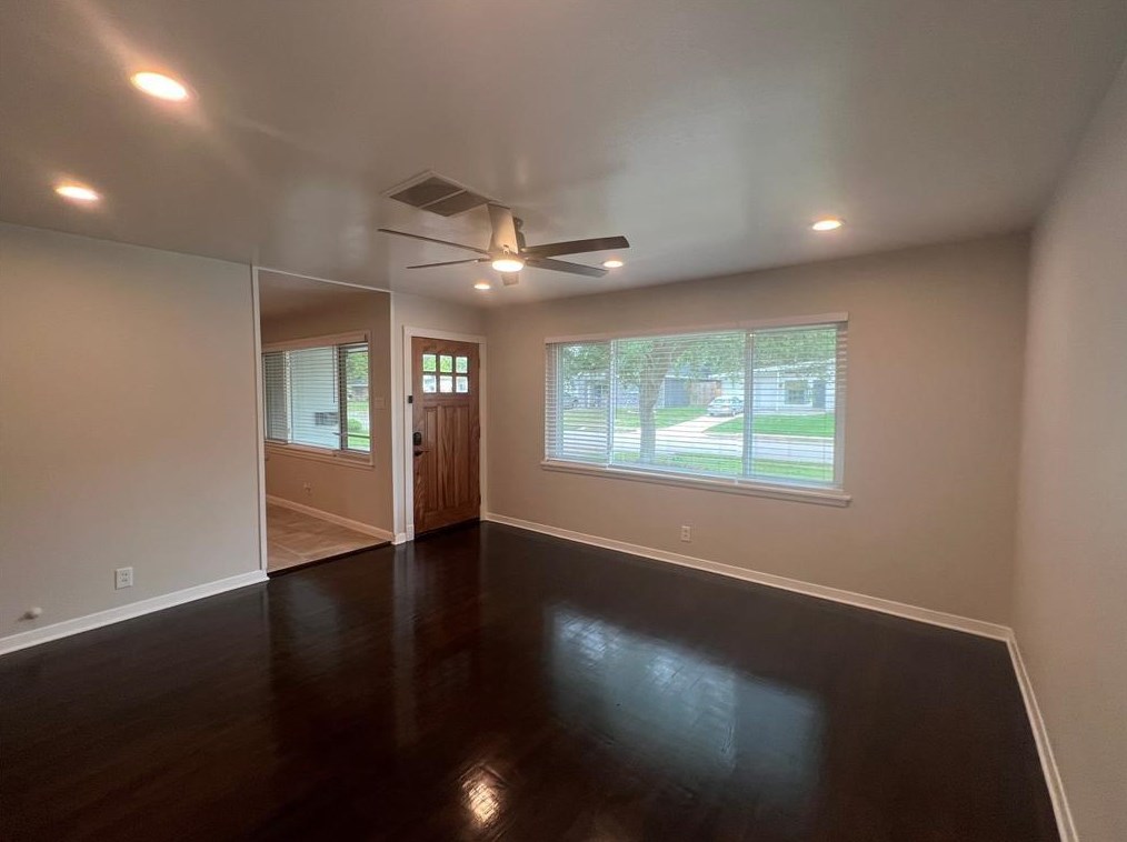 5417 De Milo Dr, Houston TX  77092-4219 exterior