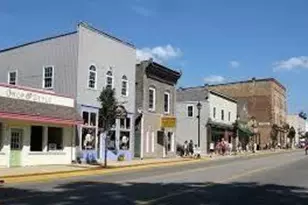 157 W Barton, Newaygo, MI 49337 - Photo 3