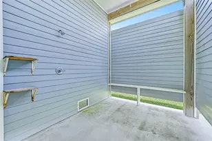 4207 Navarro Dr, Galveston, TX 77554 - Photo 27