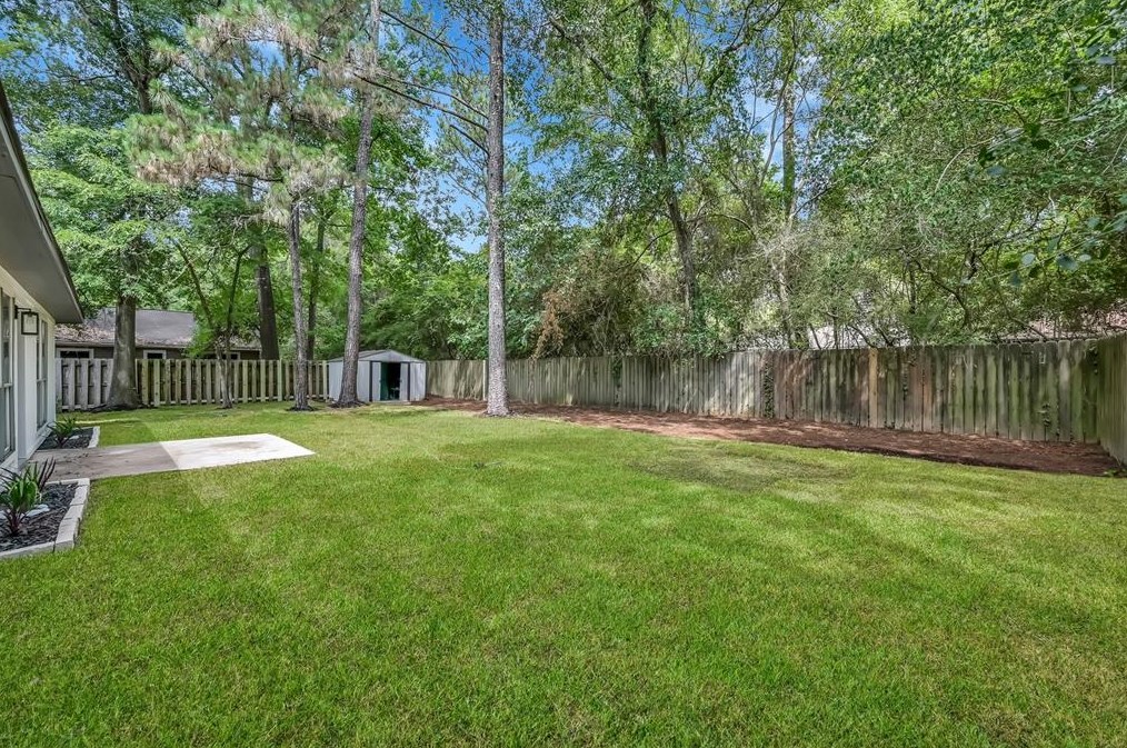 146 Woodstock Circle Dr, Spring TX  77381-3702 exterior