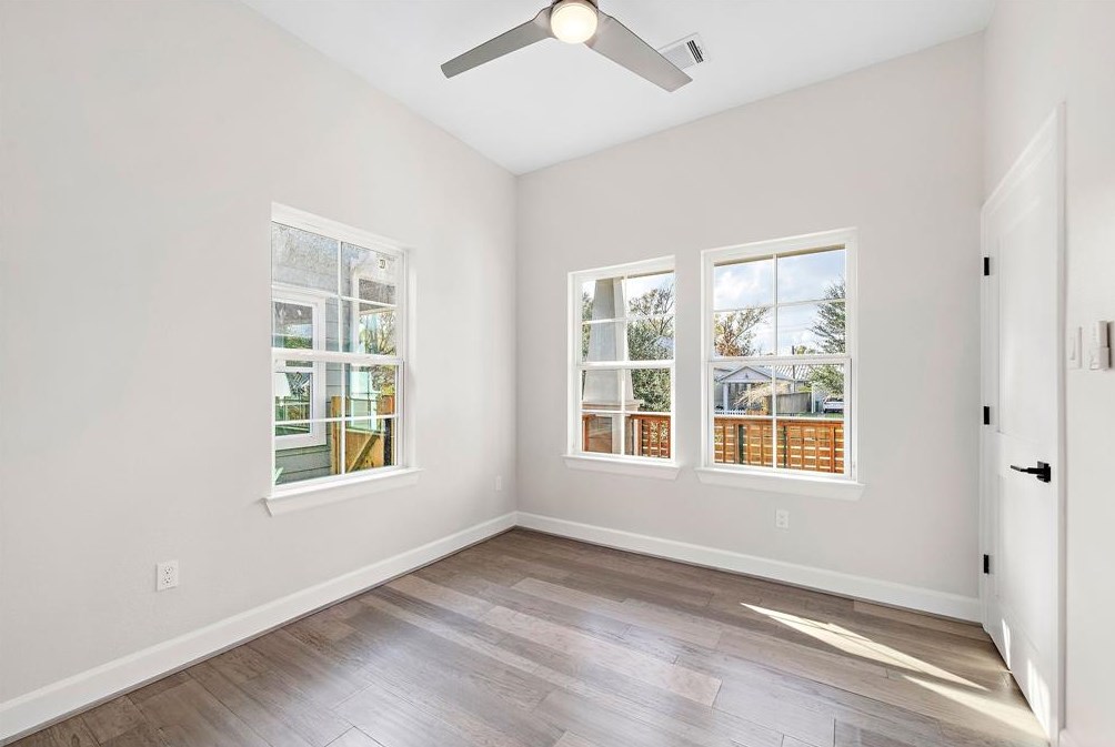 504 Vincent St, Houston TX  77009-4637 exterior