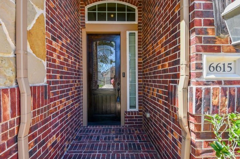 6615 Rising Hills Ln, Sugar Land TX  77479-3709 exterior