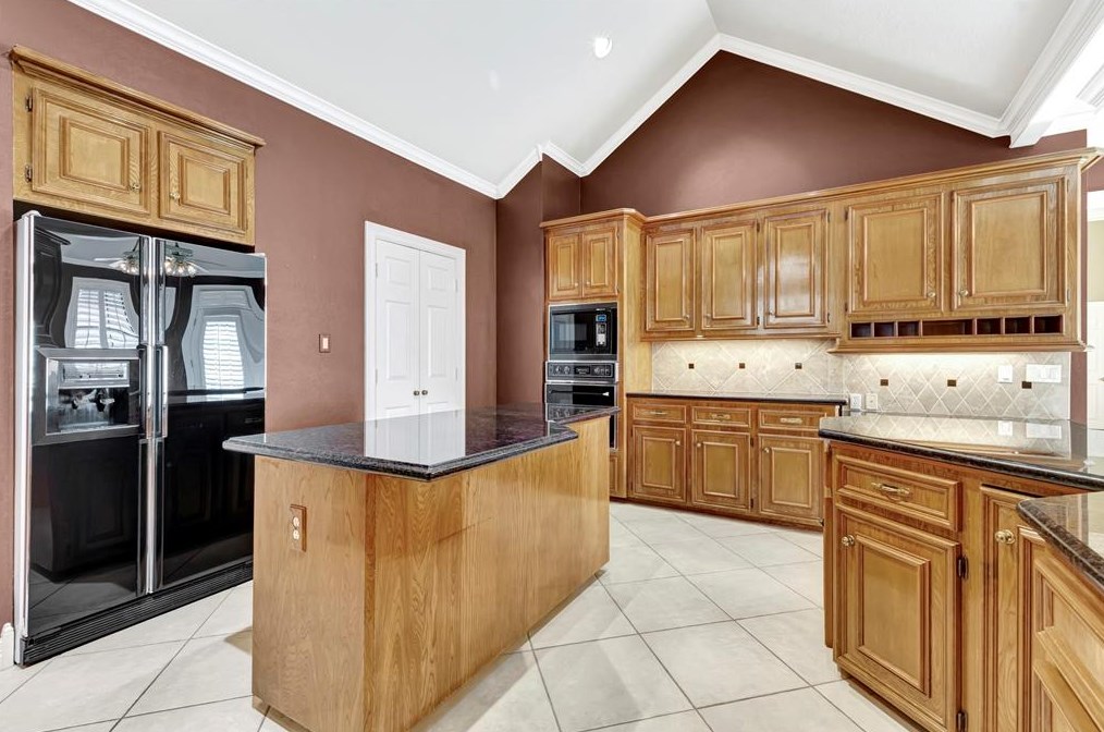 14622 Lofty Mtn Trl, Houston TX  77062-3244 exterior