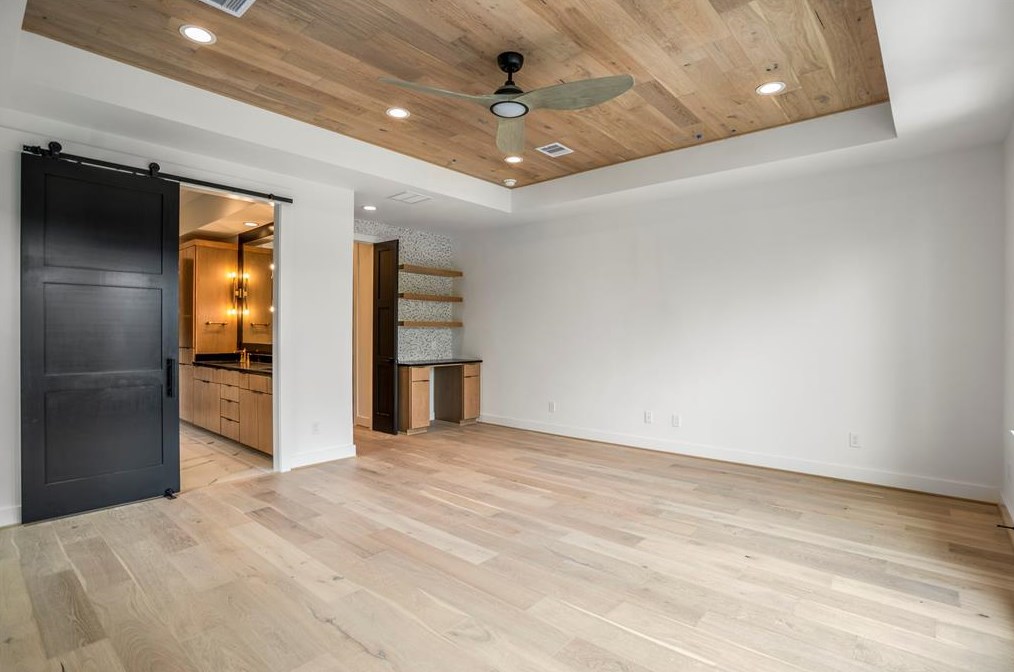 221 23 St, Houston TX  77008-1407 exterior