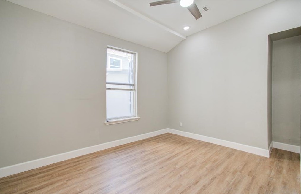 2110 Summer St, Houston TX  77007-4157 exterior