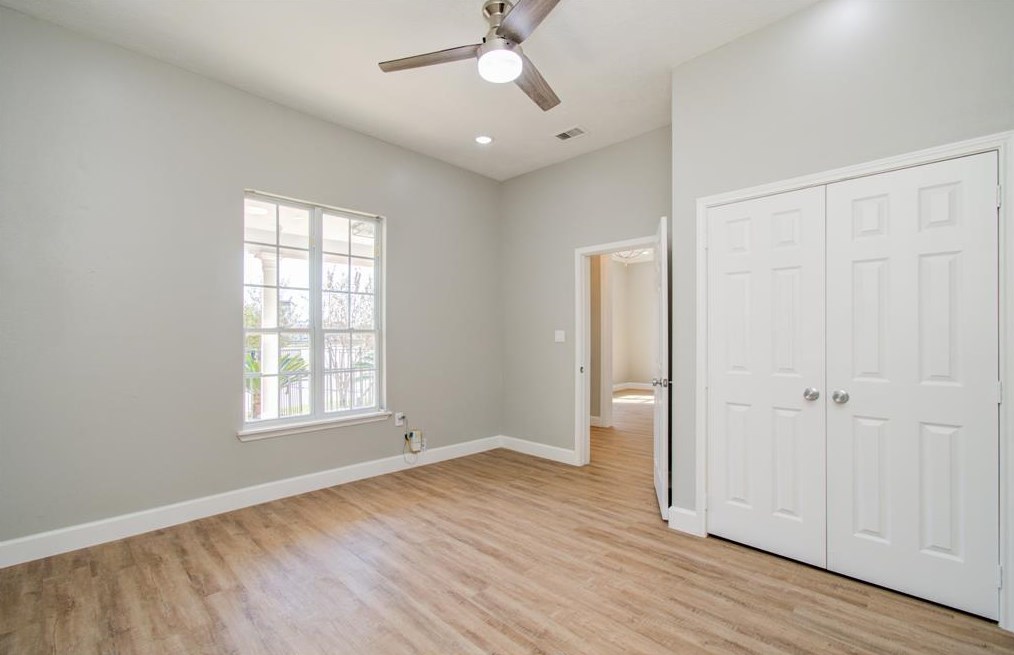 2110 Summer St, Houston TX  77007-4157 exterior