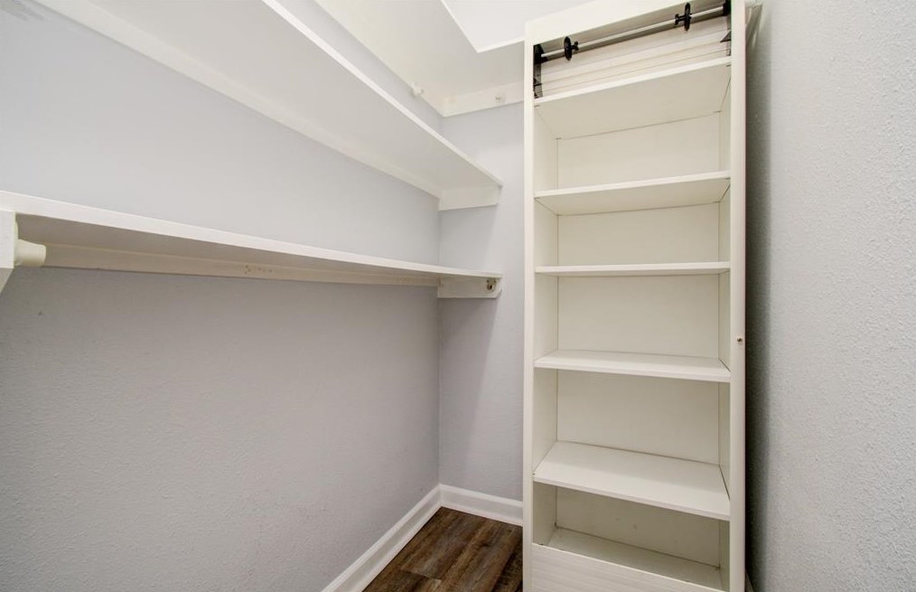 2110 Summer St, Houston TX  77007-4157 exterior