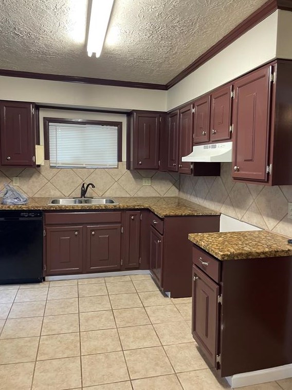 4817 Falls St, Houston TX  77026-2632 exterior