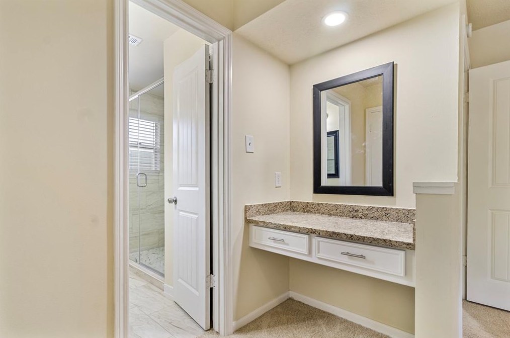 4806 Charade Dr, Houston TX  77066-2625 exterior
