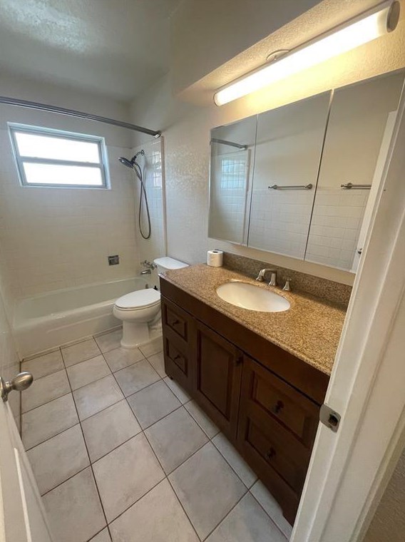 4215 Worrell Dr, Houston TX  77045-3221 exterior