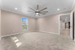 420 E Lake Dr, Livingston, TX 77351 - Photo 17