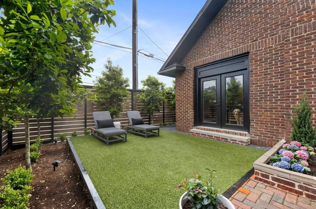 542 Arlington St, Houston TX  77007-2620 exterior
