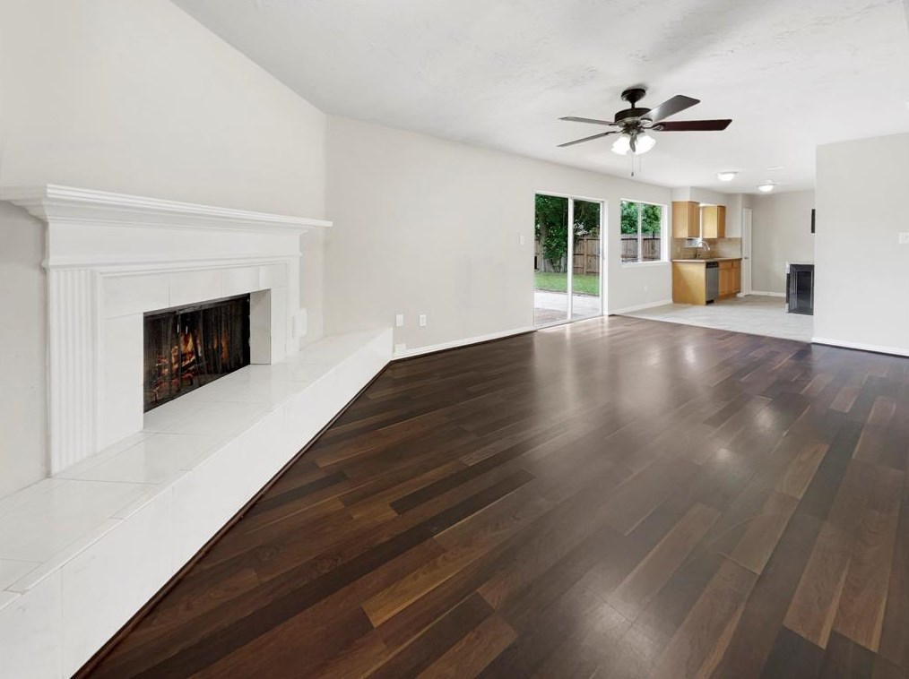16207 Camino Del Sol Dr, Houston TX  77083-3749 exterior