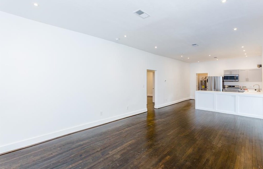 3309 Webster St, Houston TX  77004-1941 exterior