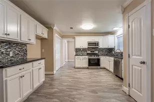 715 Avenue D, South Houston, TX 77587 - Photo 11