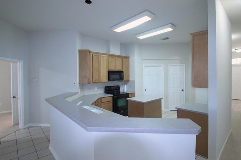 10702 Lyndon Meadows Dr, Houston TX  77095-6668 exterior