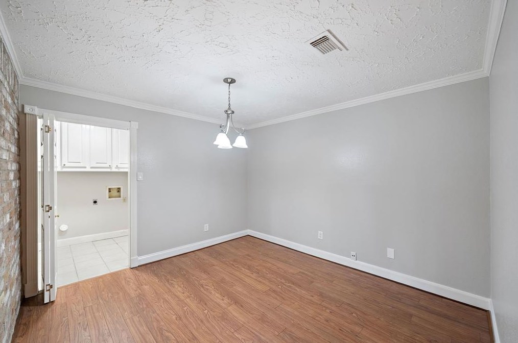 431 Leicester Ln, Houston TX  77034-5441 exterior